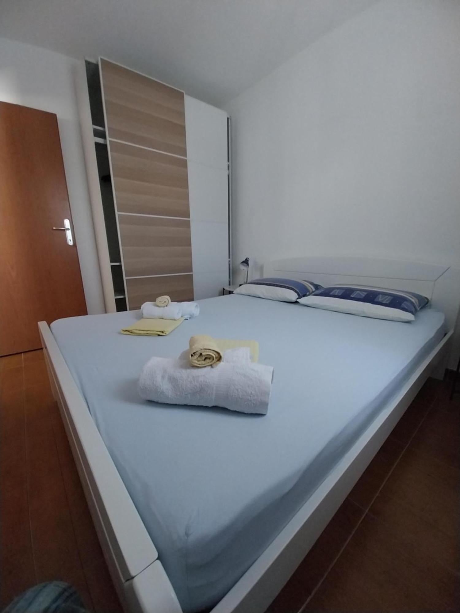 Kuca Za Odmor >Maro< Apartman Ston Kültér fotó